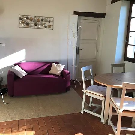 Chateau Du Rau - N°8 Apartment *