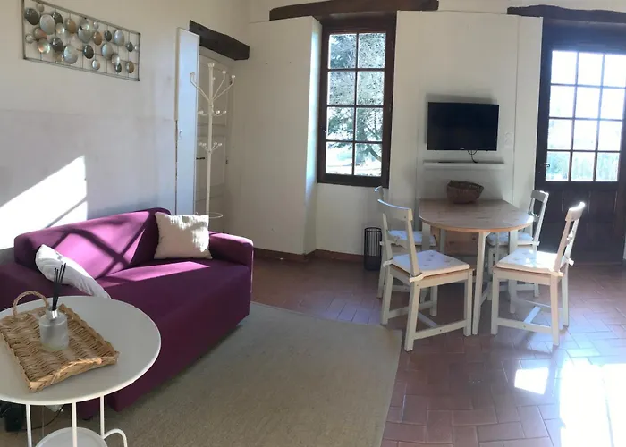 Daire Chateau Du Rau - N°8 *